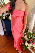 Load image into Gallery viewer, Chic Sheath Off the Shoulder Lilac Long Prom Dress with Ruched