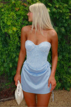 Load image into Gallery viewer, Trendy Sheath Sweetheart Light Yellow Corset Homecoming Dress with Pearls
