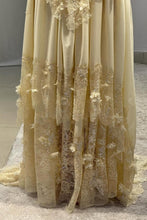 Load image into Gallery viewer, Gorgeous A Line Sweetheart Light Yellow Lace Prom Dress with Structured Bodice
