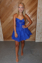 Load image into Gallery viewer, Well-made A Line Sweetheart Yellow Short Homecoming Dress with Ruffles Keyhole