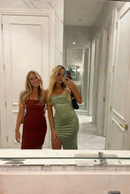 Load image into Gallery viewer, Sheath Spaghetti Straps Green Long Prom Dress with Split Front