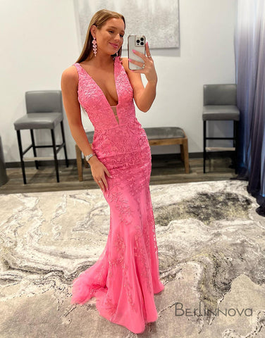 Sexy Mermaid V Neck Pink Prom Dress With Appliques