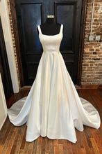 Load image into Gallery viewer, Classic A Line Square Neck Ivory Wedding Party Dress