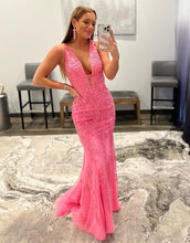 Load image into Gallery viewer, Sexy Mermaid V Neck Pink Prom Dress With Appliques