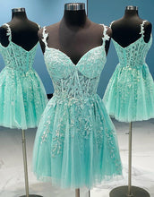 Load image into Gallery viewer, A-Line Spaghetti Straps Short Tulle Homecoming Dress With Appliques