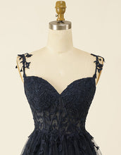 Load image into Gallery viewer, A-Line Spaghetti Straps Short Tulle Homecoming Dress With Appliques