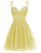 Load image into Gallery viewer, A-Line Spaghetti Straps Short Tulle Homecoming Dress With Appliques