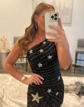 Load image into Gallery viewer, Black One Shoulder Sequin Homecoming Dress With Stars
