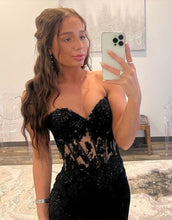 Load image into Gallery viewer, Black Sweetheart Zipper Back Long Prom Dress With Split