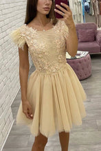 Load image into Gallery viewer, Champagne A-line Short Homecoming Dress WIth Beading Applique