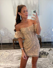 Load image into Gallery viewer, Champagne Strapless Lace Homecoming Dress With Detachable Sleeves