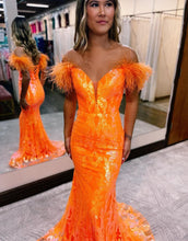Load image into Gallery viewer, Gorgeous Mermaid Feather Off The Shoulder Prom Dress