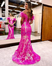 Load image into Gallery viewer, Gorgeous Mermaid Feather Off The Shoulder Prom Dress