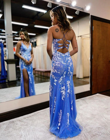 Gorgeous Mermaid V-Neck Prom Dress With Appliques
