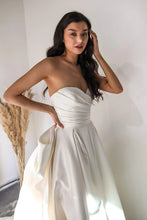 Load image into Gallery viewer, Elegant A Line Sweetheart White Long Bridal Dress with Sweep Train
