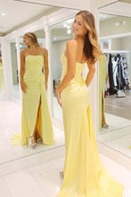 Load image into Gallery viewer, Stylish Mermaid Strapless Yellow Long Prom Dress with Split Front
