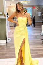 Load image into Gallery viewer, Stylish Mermaid Strapless Yellow Long Prom Dress with Split Front
