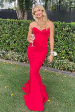 Load image into Gallery viewer, Stylish Mermaid Sweetheart Red Long Prom Dress