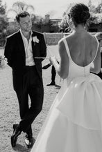 Load image into Gallery viewer, Elegant A Line Square Neck White Bridal Dress with Bowknot
