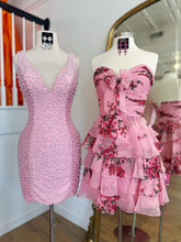 Load image into Gallery viewer, New A Line Sweetheart Blue Printed Short Homecoming Dress with Ruffles
