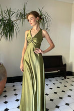Load image into Gallery viewer, Trendy Sheath Halter Neck Purple Long Party Dress with Open Back Bowknot
