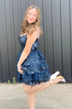 Load image into Gallery viewer, A Line Lilac Short Graduation Dress Spaghetti Straps Homecoming Dress with Lace Ruffles
