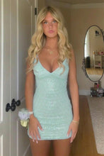 Load image into Gallery viewer, Fashionable Sheath Spaghetti Straps Light Blue Sequins Short Homecoming Dress