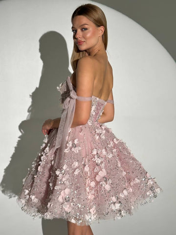Charming A Line Spaghetti Straps Pink Short Homecoming Dress with Appliques