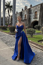 Load image into Gallery viewer, Classic A Line Sweetheart Royal Blue Long Prom Dress with Split Front
