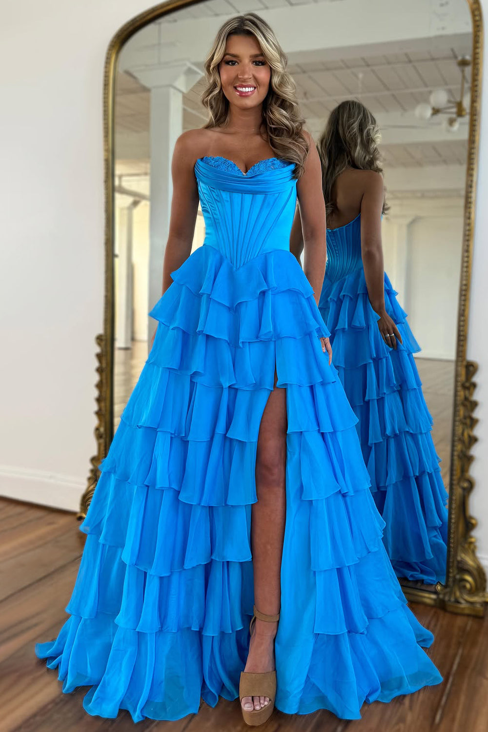 A-line Sweetheart Cutout Tiered Dress With Slit Dark Green
