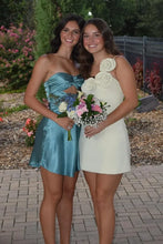 Load image into Gallery viewer, Fashionable Sheath One Shoulder Light Yellow Short Homecoming Dress with 3D Flowers
