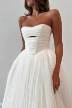 Load image into Gallery viewer, Elegant A Line Strapless White Tulle Long Bridal Dress with Sweep Train
