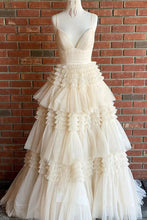 Load image into Gallery viewer, Sexy Daffodil A-Line Doric Sweetheart Long Prom Dress
