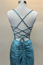 Load image into Gallery viewer, Trendy Mermaid Spaghetti Straps Green Corset Prom Dress with Split Front
