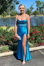 Load image into Gallery viewer, Trendy Mermaid Spaghetti Straps Green Corset Prom Dress with Split Front
