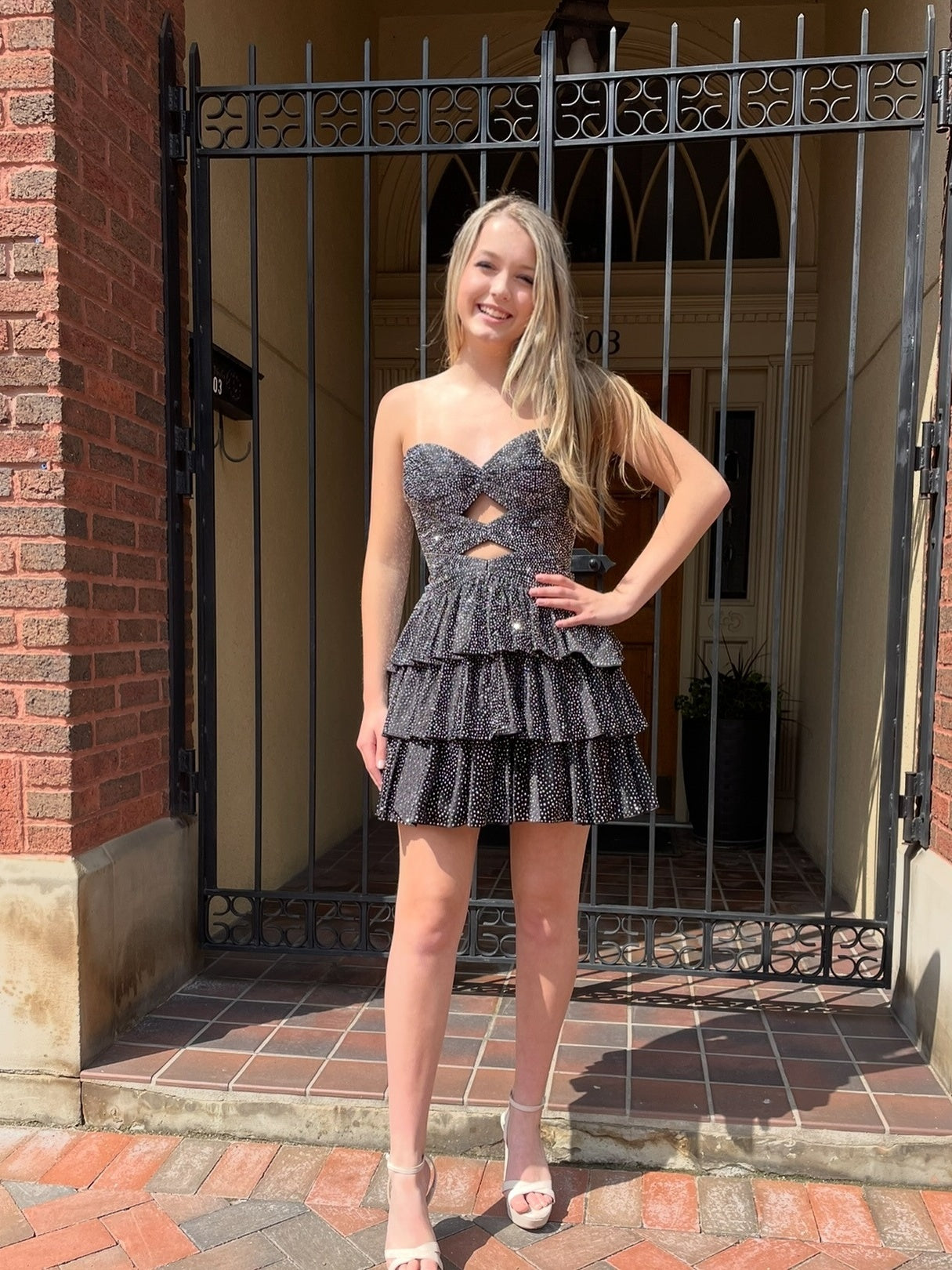 Luuvis Women Orange Short Homecoming Dress Sparkly A Line Sweetheart  Cocktail Dress with Beading Keyhole