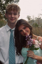 Load image into Gallery viewer, Bling Sheath Spaghetti Straps Light Green Sequins Short Homecoming Dress