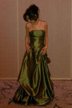 Load image into Gallery viewer, Bling A Line Strapless Green Long Prom Dress with Beading