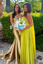 Load image into Gallery viewer, Charming A Line Sweetheart Light Yellow Long Prom Dress with Ruffles