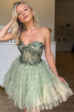 Load image into Gallery viewer, Well-tailored A Line Sweetheart Mint Green Tulle Corset Homecoming Dress with Appliques
