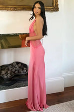 Load image into Gallery viewer, Charming Mermaid Halter Neck Candy Pink Long Prom Dress with Lace