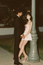 Load image into Gallery viewer, Charming Sheath Halter Neck Light Pink Short Homecoming Dress with Pearls