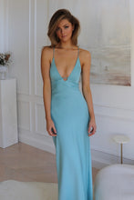 Load image into Gallery viewer, Charming Sheath Spaghetti Straps Pink Long Prom Dress with Criss Cross Back