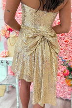 Load image into Gallery viewer, Chic A Line Strapless Gold Sequins Short Homecoming Dress with Bowknot
