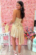 Load image into Gallery viewer, Chic A Line Strapless Gold Sequins Short Homecoming Dress with Bowknot
