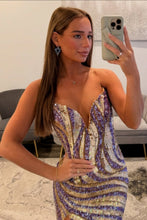 Load image into Gallery viewer, Chic Mermaid Sweetheart Gold Sequins Long Prom Dress with Split Front