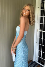 Load image into Gallery viewer, Chic Sheath Sweetheart Blue Long Prom Dress with Sequins
