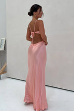 Load image into Gallery viewer, Chic Sheath Spaghetti Straps Light Green Long Prom Dress with Backless
