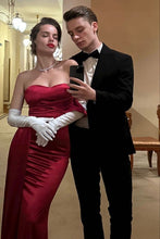 Load image into Gallery viewer, Classic Mermaid Sweetheart Red Long Prom Dress with Train