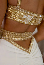 Load image into Gallery viewer, Classis Sheath Spaghetti Straps White Short Homecoming Dress with Gold Beading